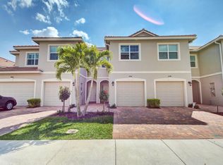 574 SW Glen Crest Way, Stuart, FL 34997
