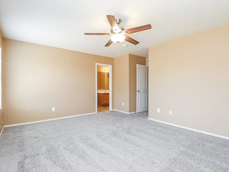 2601 W Spencer Run — Photo 8