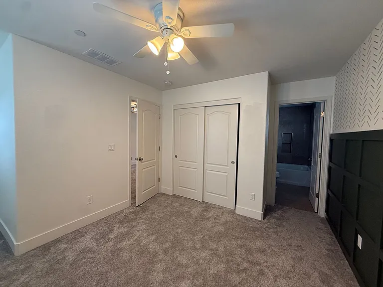 9941 Del Surf Ln — Photo 11