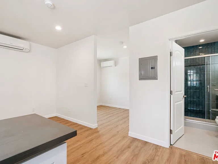 2217 W Via Camille — Photo 7