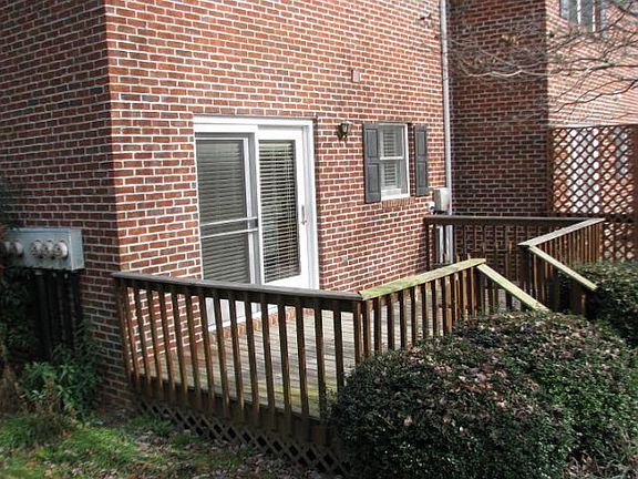 2nd image of 805 Edgemont North St Unit 5