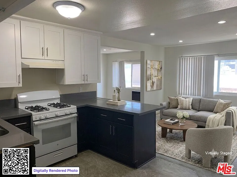3 bed, 3.0 bath, 1200 sqft, $3,050 — Photo 3