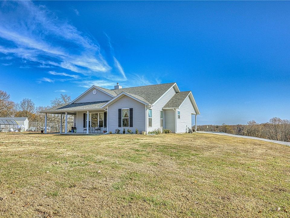 1st image of 263 S Oakwood Trl