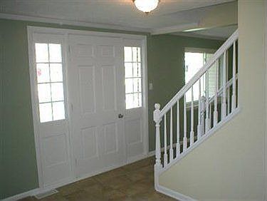 2nd image of 24211 Fairlawn Dr