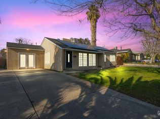 1620 Los Robles Dr, Bakersfield, CA 93306