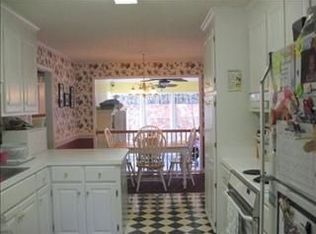 27 Breckenridge Dr, Lugoff, SC 29078