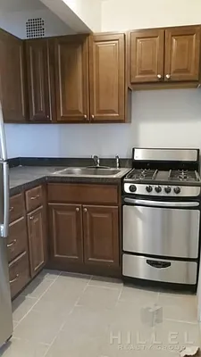 Rented by Hillel Realty Group | media 13