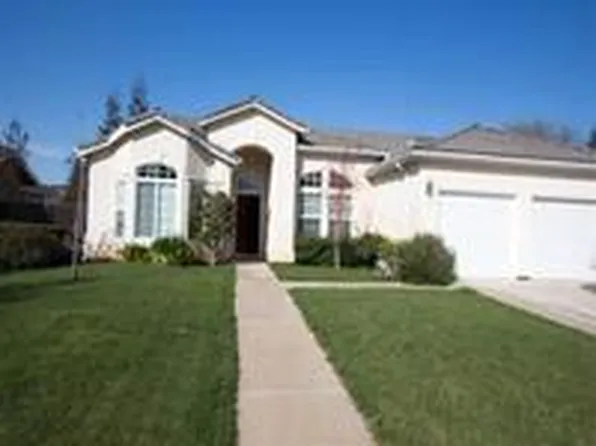 341 S Maple Dr, Reedley, CA 93654