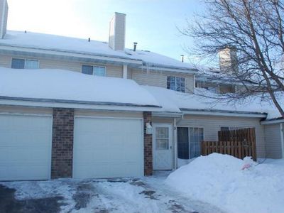 7018 19th St N APT 5, Oakdale, MN, 55128