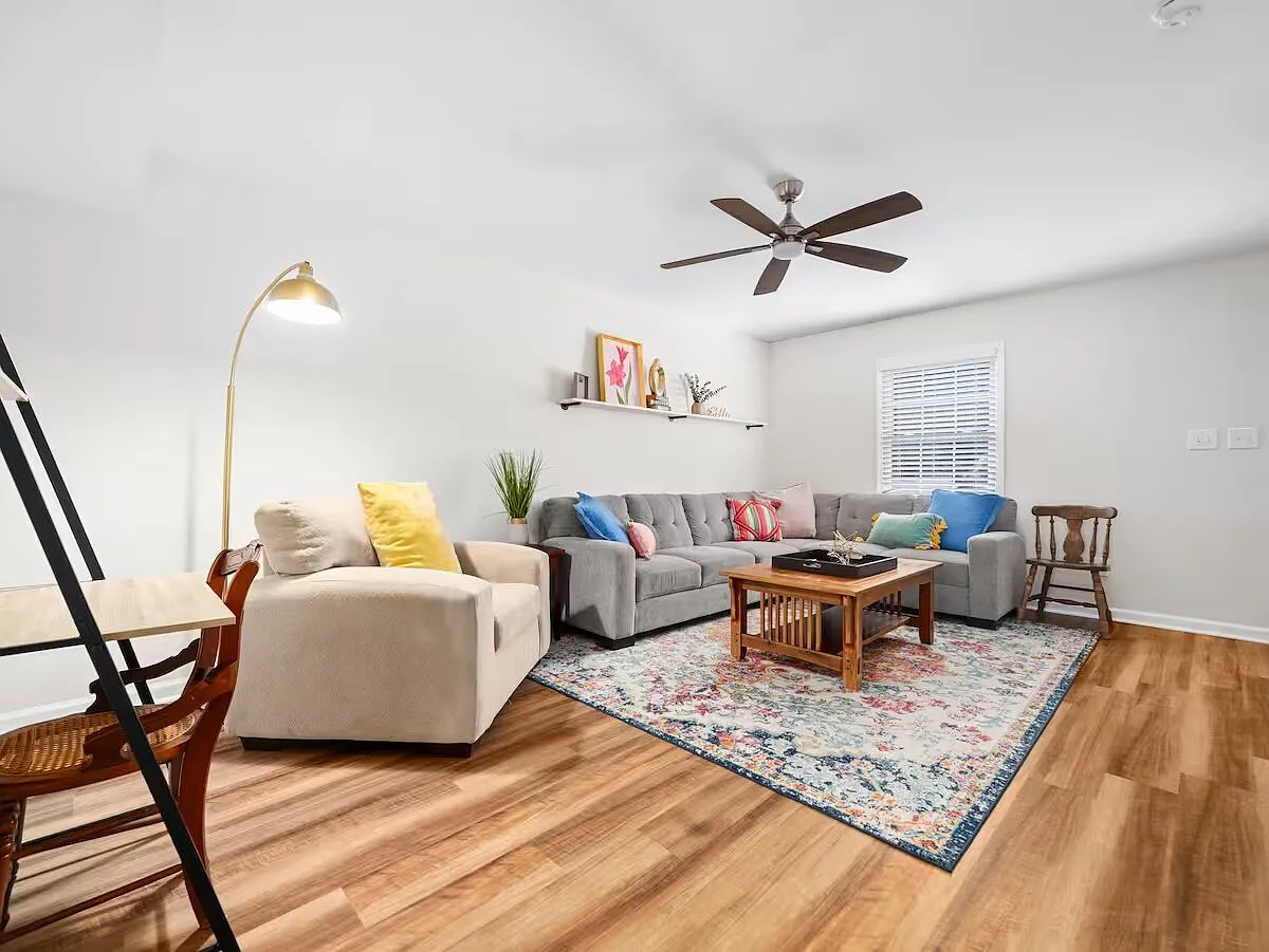 2 bed, 1150 sqft, $2,500 — Photo 4