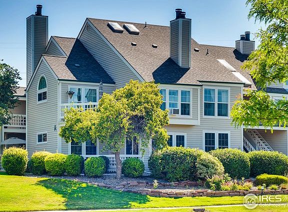 4th image of 7468 Singing Hills Ct