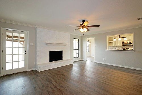 3rd image of 603 Lyndon Dr