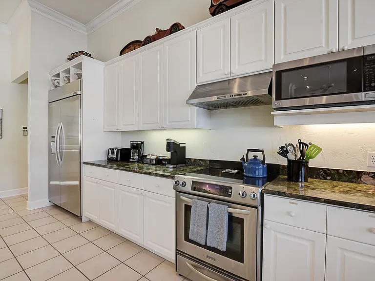 4653 Hadfield Dr — Photo 15