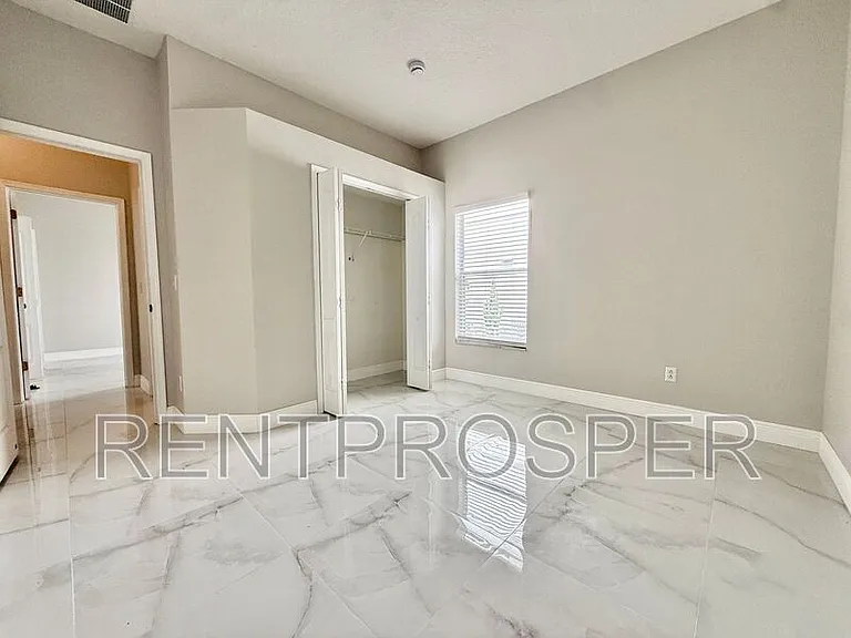 10181 Marsh Pine Cir — Photo 17