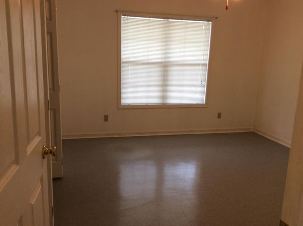 (undisclosed Address), Longville, LA 70652