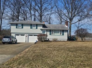 824 Pleasant Dr NW, Warren, OH
