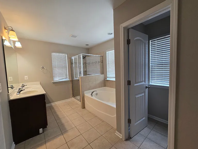271 River Oak St — Photo 33