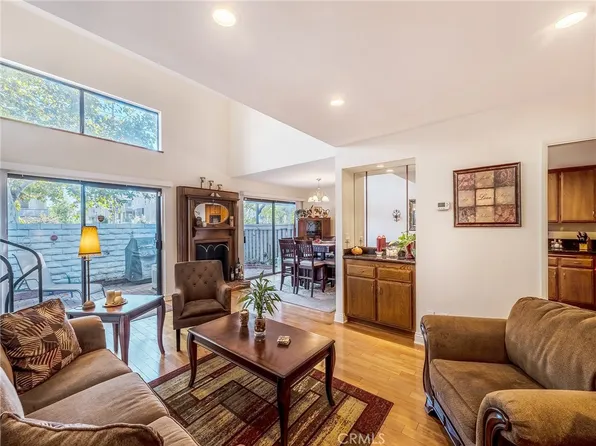 20601 Roscoe Blvd Unit C, Winnetka, CA 91306