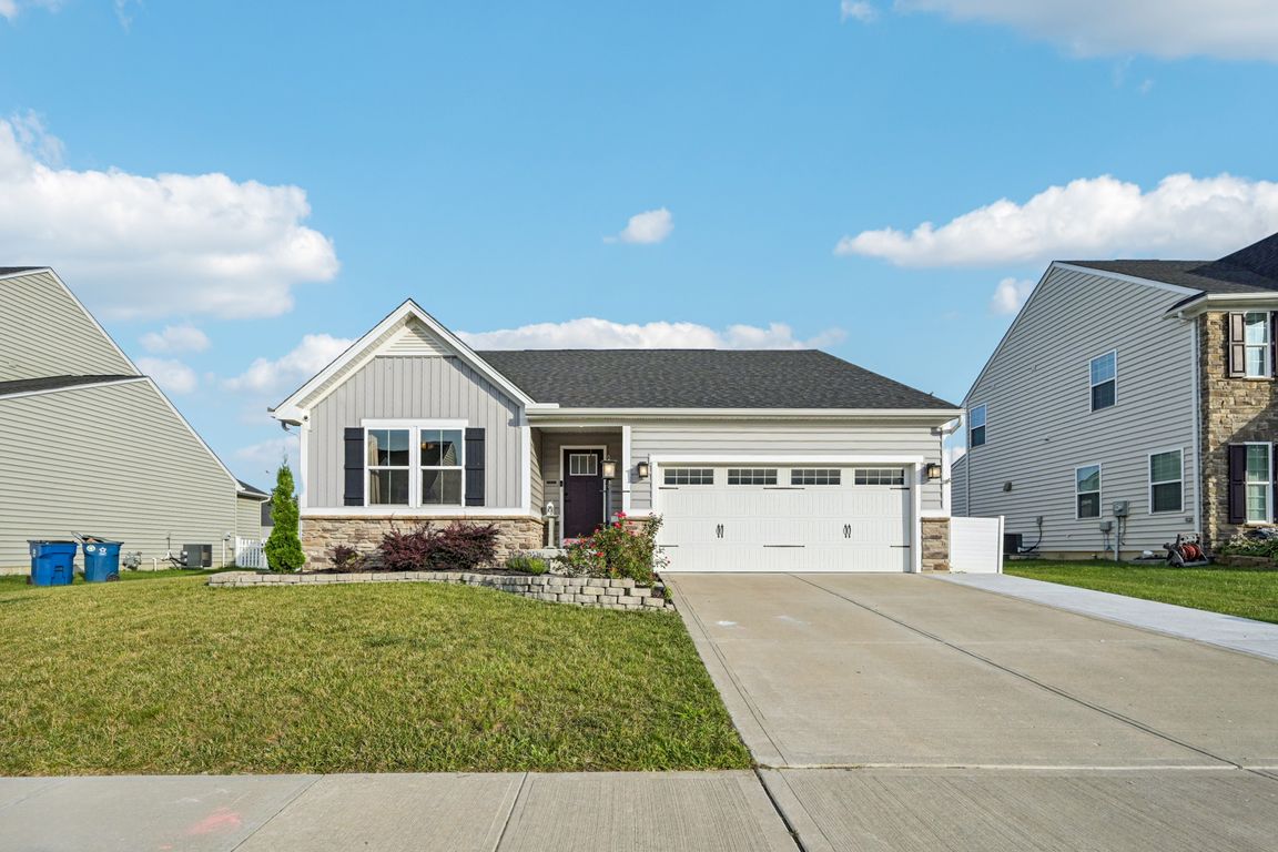 Willow Oak Dr-S0508-001.jpg