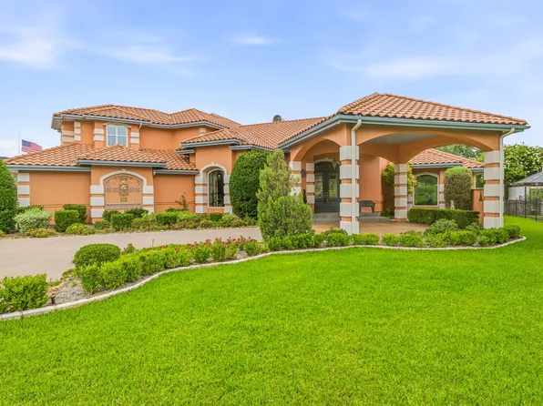 2002 W Emerald Bend Ct, Granbury, TX 76049