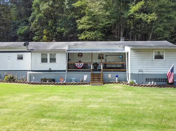 13284 Route 56 Hwy E, Seward, PA 15954