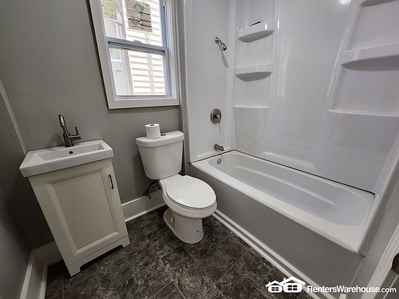 5th image of 6819 Pennsylvania Ave Unit 1