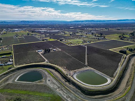 2nd image of 120 Barbee Rd