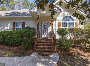 122 Oak Dr, Gray, GA 31032