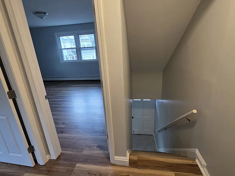 122 Beacon St — Photo 14