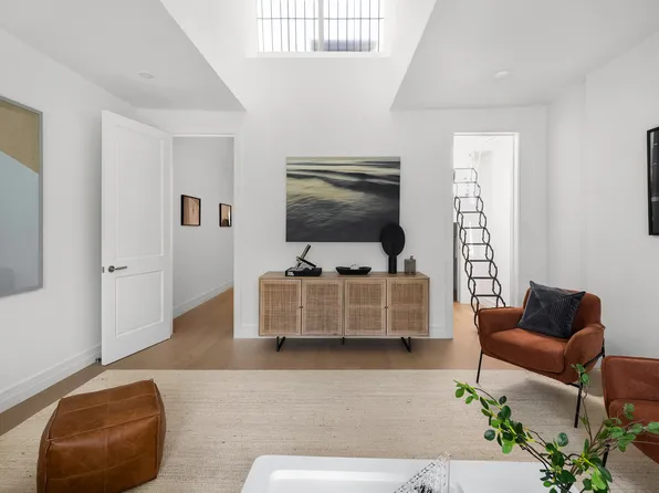 53 West 85th Street image 6 of 36