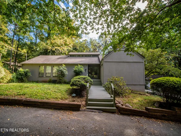 2544 SW Tall Pine Ln, Knoxville, TN 37920