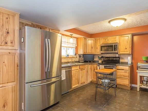 5th image of 7747 Blackshear Dr