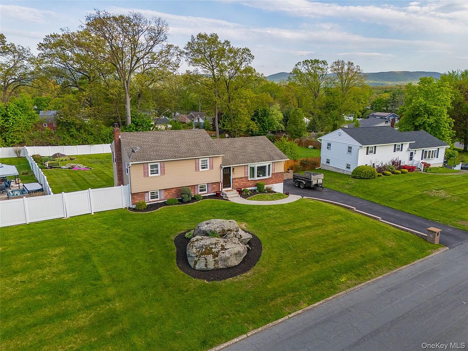 1st image of 47 Continental Drive