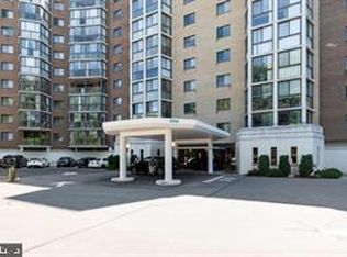 15107 Interlachen Dr #2106, Silver Spring, MD 20906
