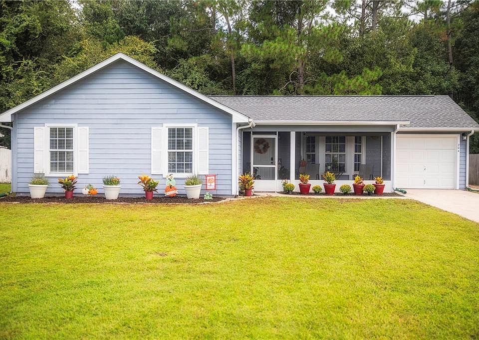 1st image of 204 Lake Wisteria Dr
