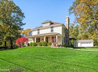 25954 W Cuba Rd, Barrington, IL 60010