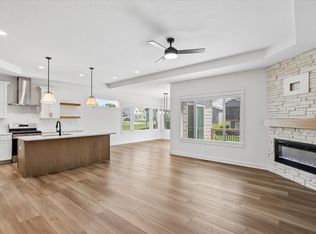 875 NW Frescott Cir, Waukee, IA 50263