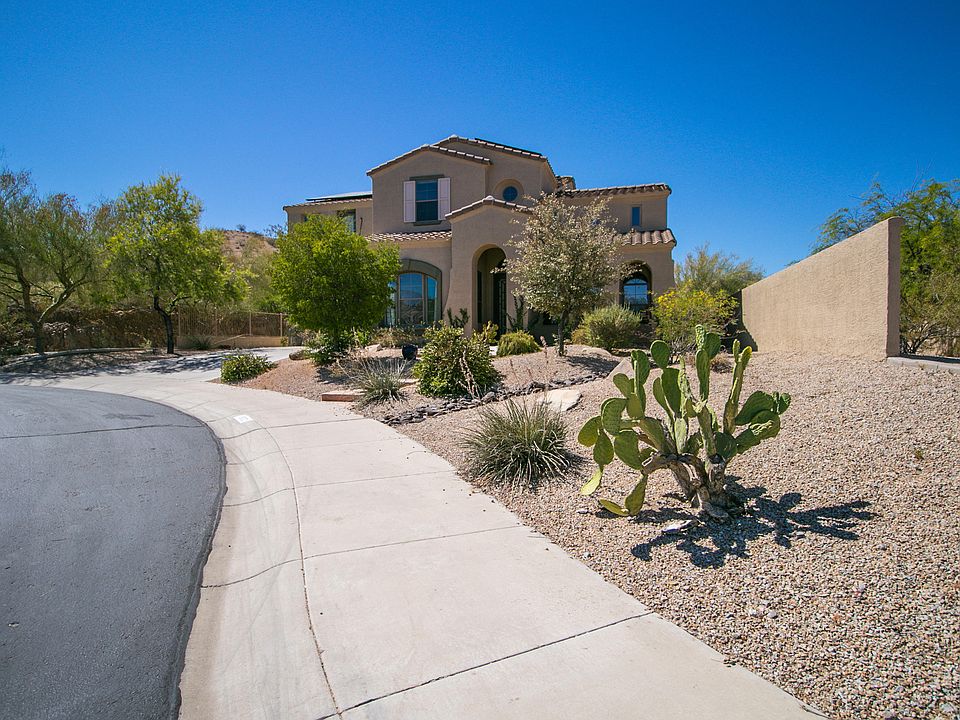 1st image of 18021 W Las Cruces Dr