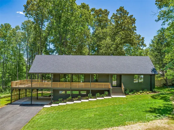 117 English Dr, Candler, NC 28715