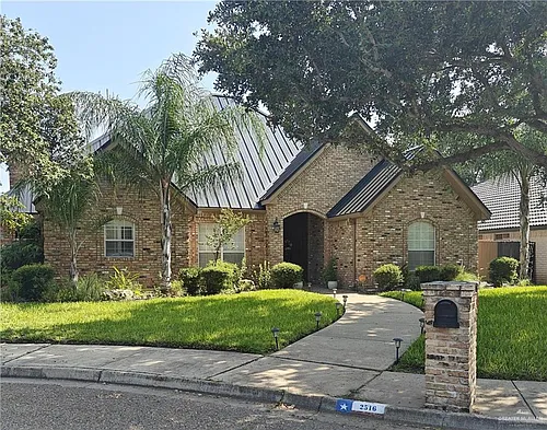 2516 Sequoia Dr Photo 1