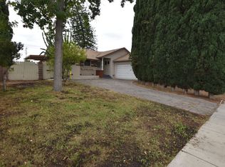 20838 Bassett St, Winnetka, CA 91306