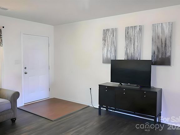 5th image of 4822 Manchineel Ln