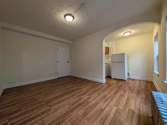 Studio, 385 sqft, $1,150 — Photo 2