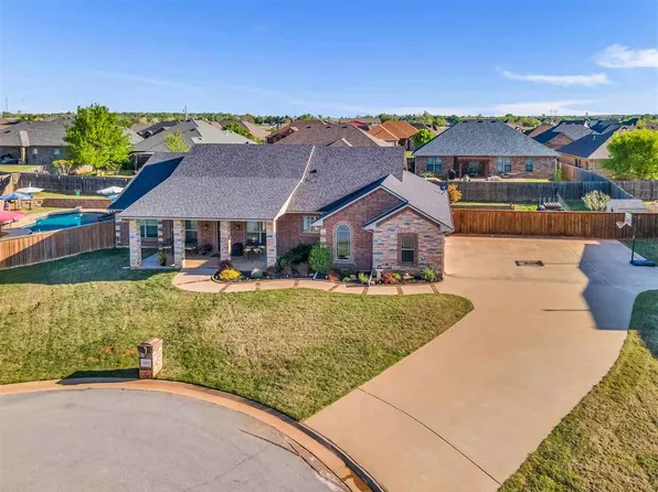 1424 NW Limestone Way, Elgin, OK 73538