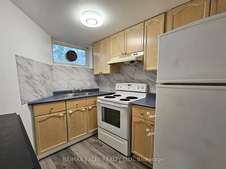 22 Northpark Rd — Photo 4