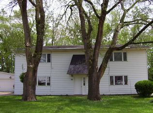 310 Ellen Ave, Savoy, IL