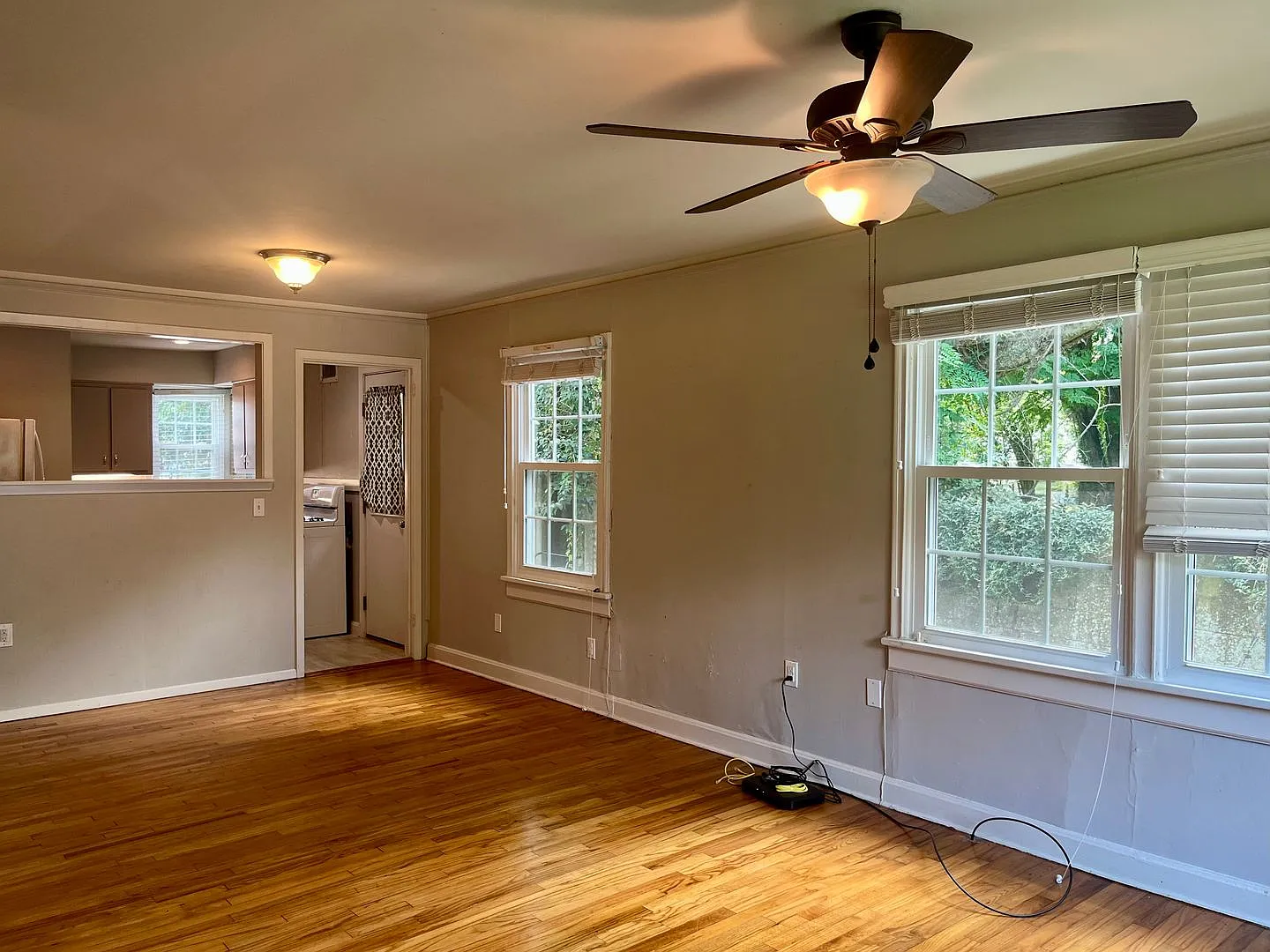 Great location in Garden District seconds from Downtown and LSU! — Photo 3