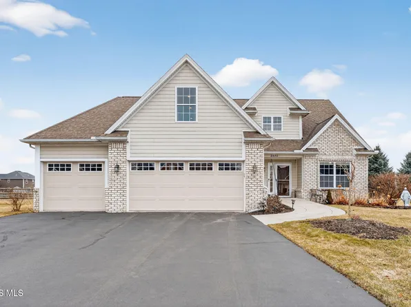 2805 Back Bay Dr, Maumee, OH 43537