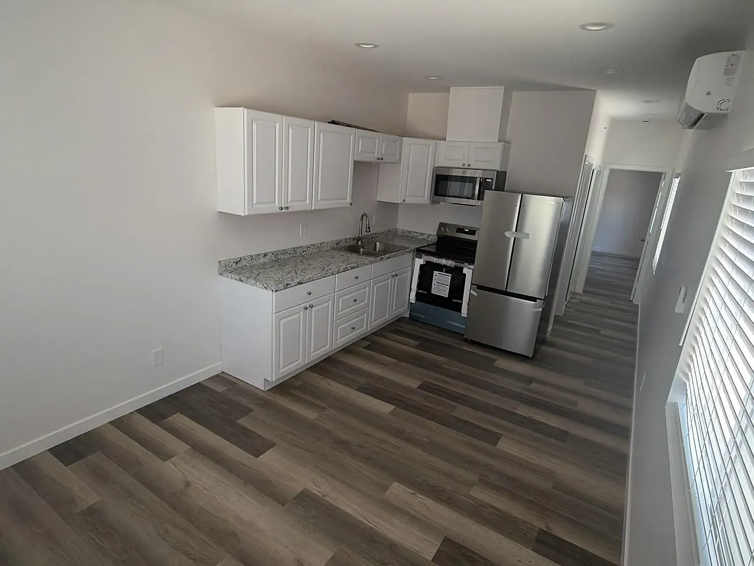 1 bed, 1.0 bath, 477 sqft, $2,000 — Photo 4