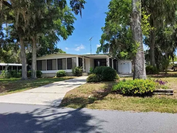42 Robin Rd, Wildwood, FL 34785